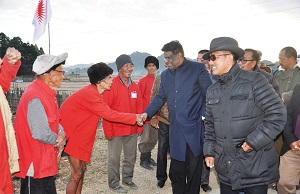 Welcome the Governor of Arunachal Pradesh Shri V. Shanmuganathan by Gaon buras and Gaon Buris at Lempia Village Zero, Lower Subansiri District on 1st January� 2017.